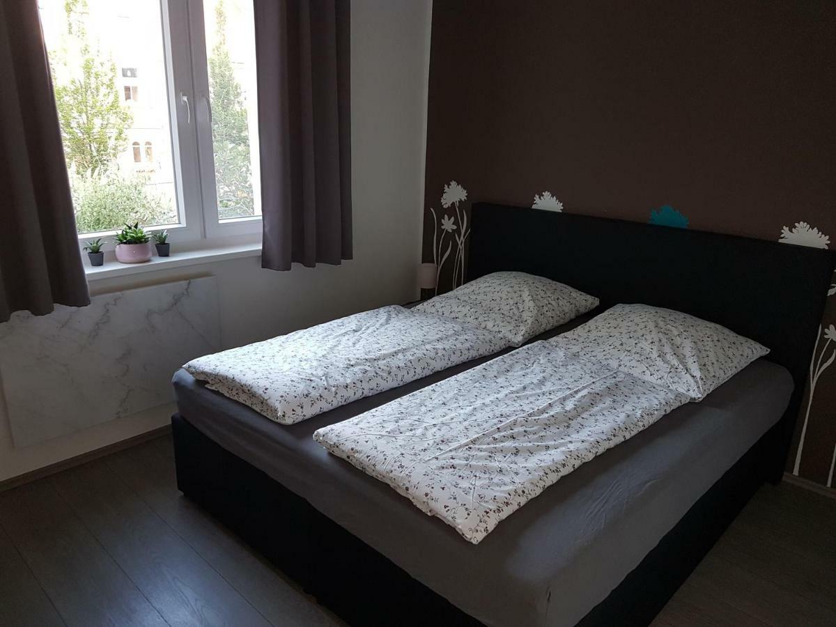 Appartement Cafe Marlitt à Arnstadt Extérieur photo
